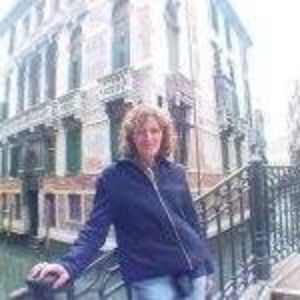 Meet your Posher, April